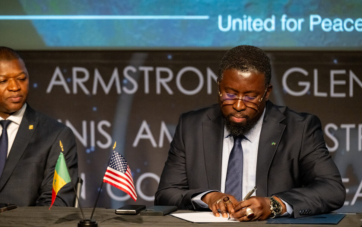 Serbia Signs the Artemis Accords, Becoming the 69th Nation — and the Latest to Straddle Two Rival Lunar Camps